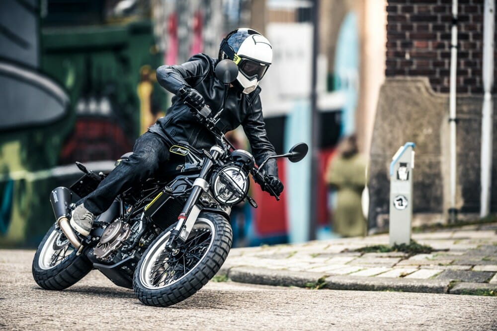 2018 Husqvarna Svartpilen 401 First Look - Cycle News