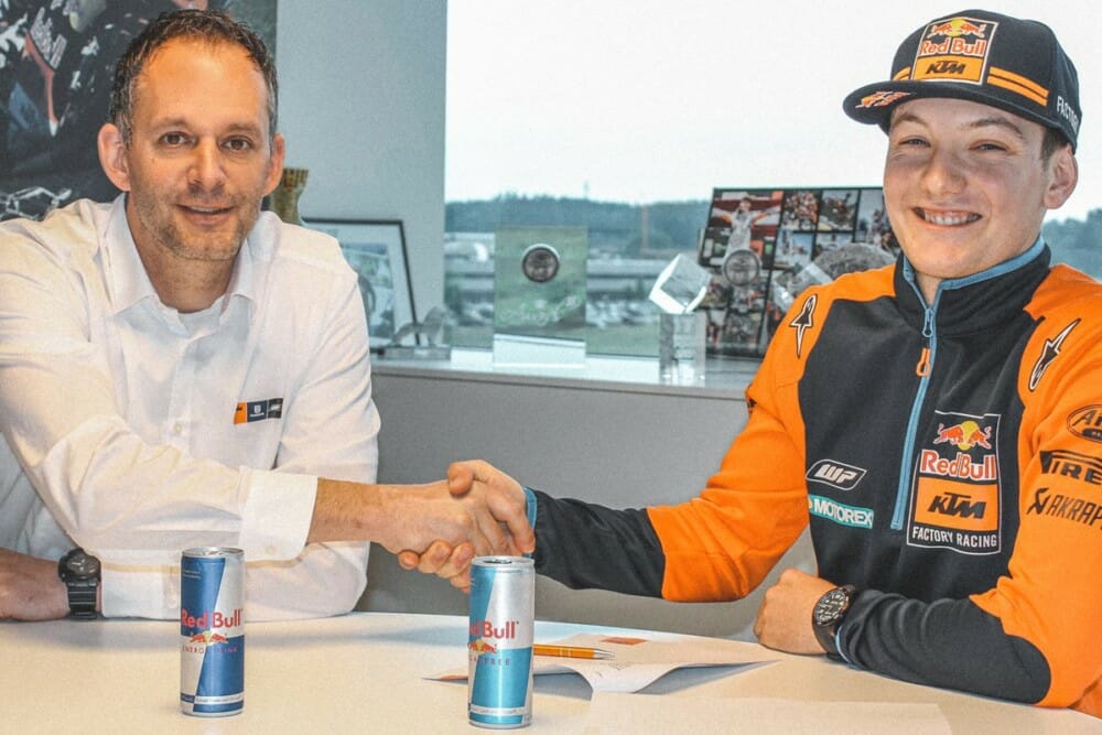 Rene Hofer Ties-Up Red Bull KTM MX2 Contract Until 2022 - Cycle News