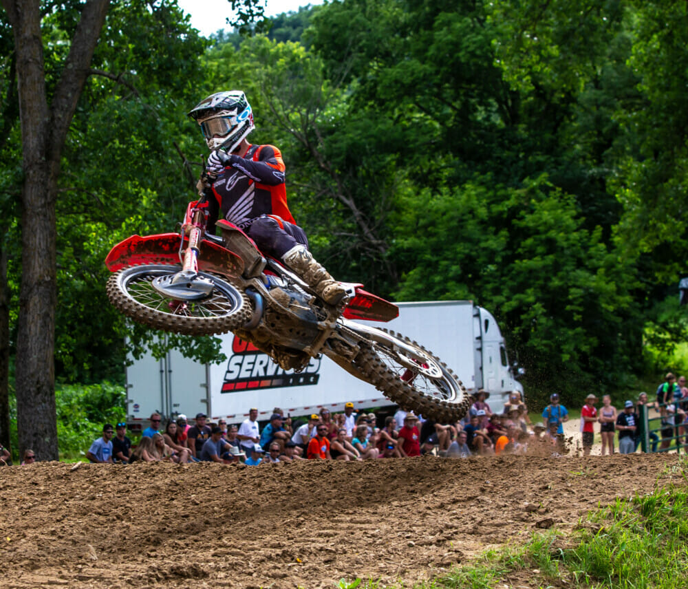 2022-millville-national-brown-dog-photo-sexton2