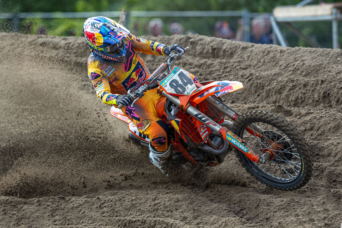 2024-mxgp-lommel-cycle-news-herlings