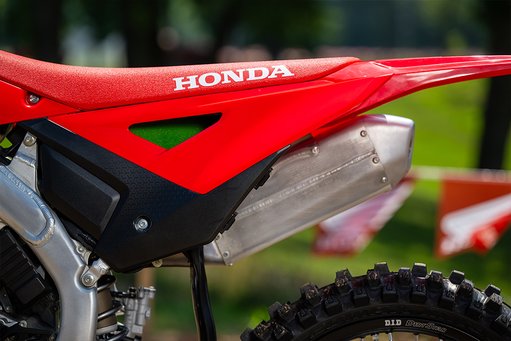 Video 2025 Honda CRF450R First Ride Cycle News