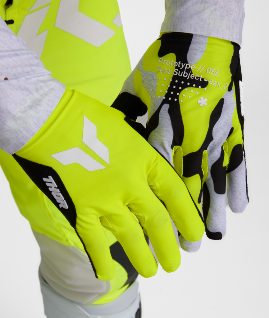 Sportmode Riot Gloves