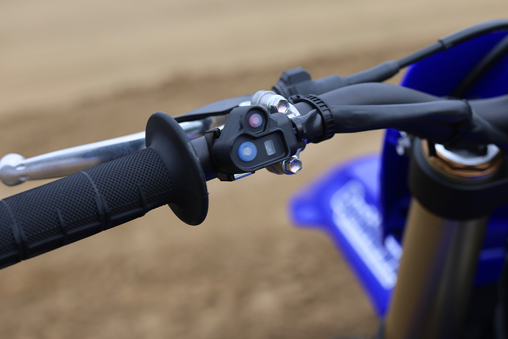 2025-yamaha-yz250f-first-ride-cycle-news