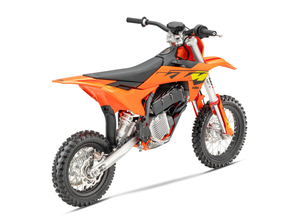 2025 KTM SX-E 5 rear view