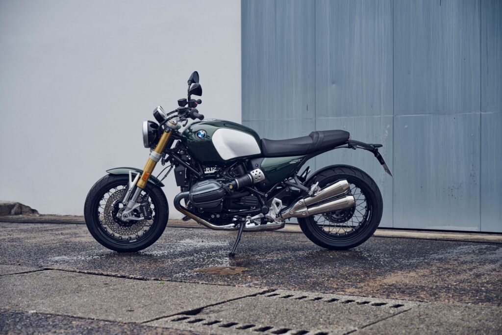 2025 BMW R 12 nineT San Remo Green Metallic