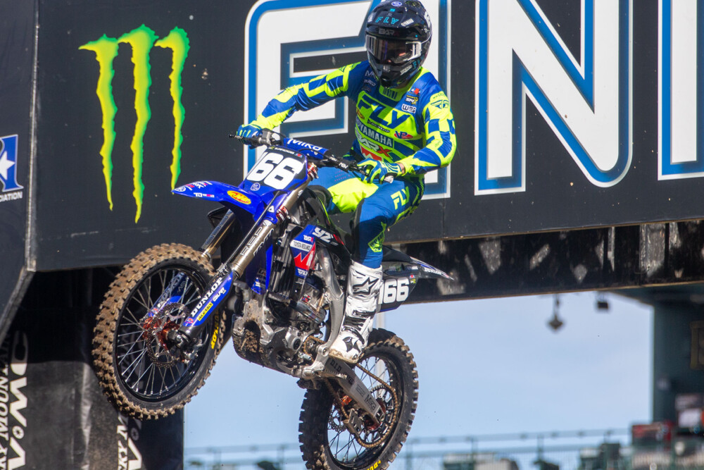 2025-anaheim-2-supercross-cycle-news-lopes