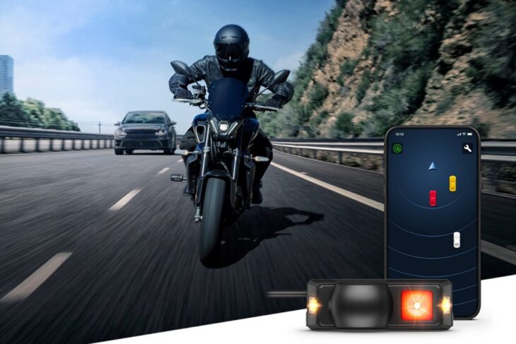 Garmin zūmo R1 radar system for motorcycles